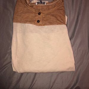 Medium BKE light, long sleeve shirt